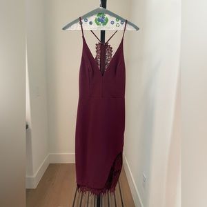 Astr the label maroon midi dress size xs